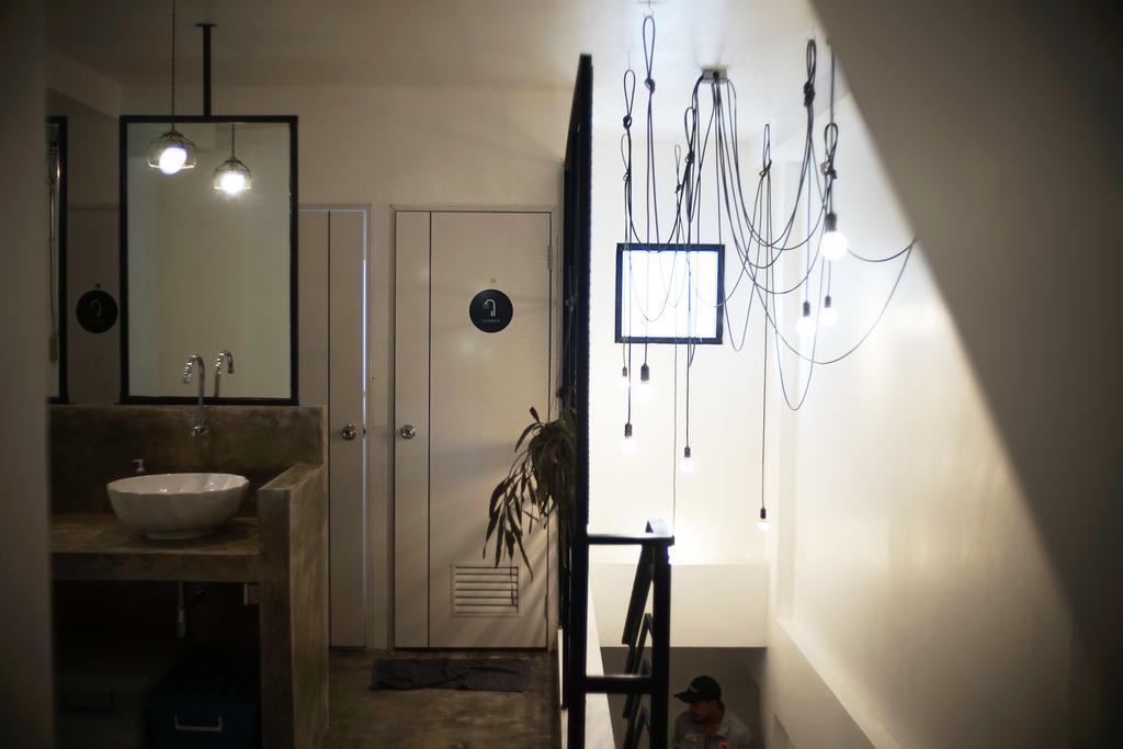 The Pause Hostel Chiang Mai Bagian luar foto