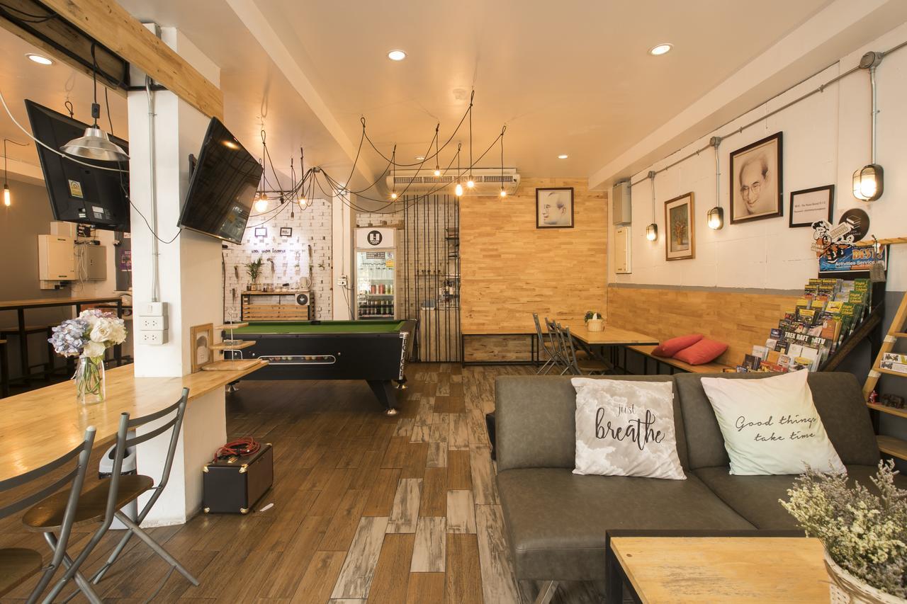 The Pause Hostel Chiang Mai Bagian luar foto