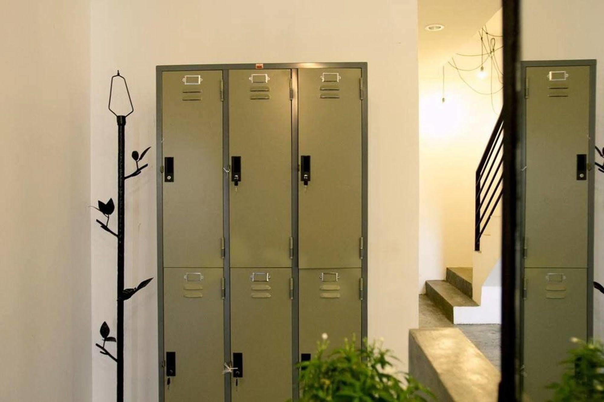 The Pause Hostel Chiang Mai Bagian luar foto