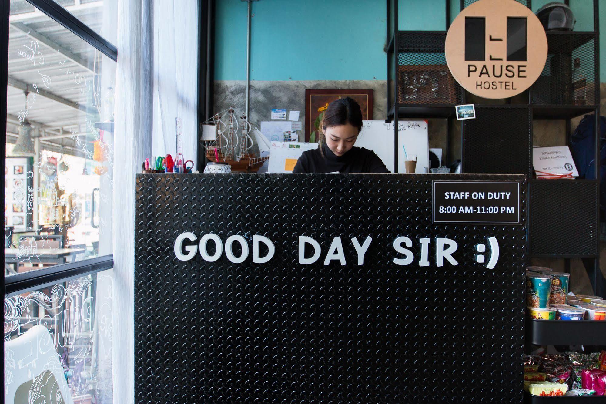 The Pause Hostel Chiang Mai Bagian luar foto