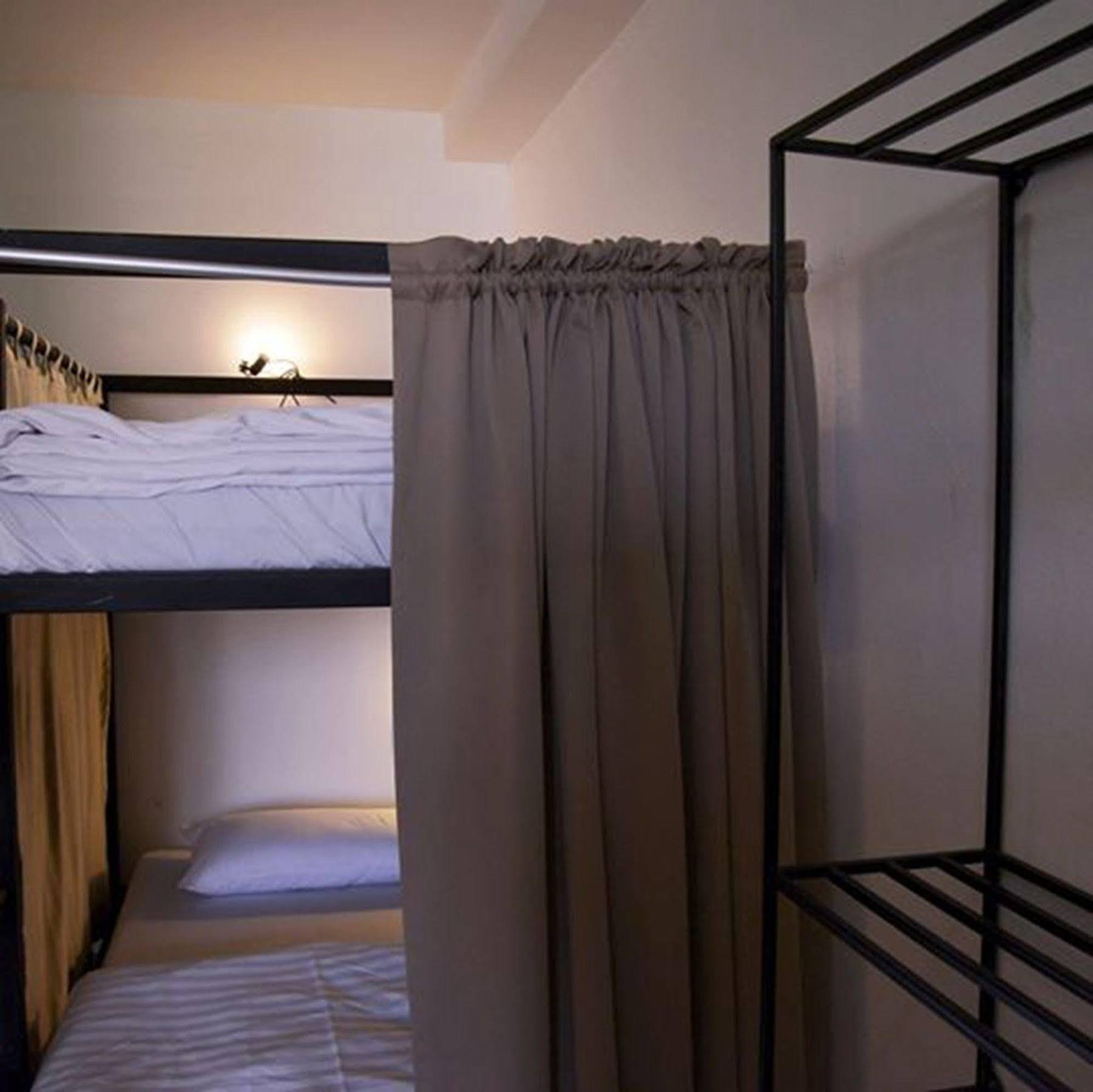 The Pause Hostel Chiang Mai Bagian luar foto